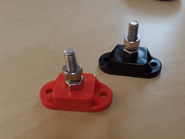 2 x Single Post Cable Connection Distribution Posts Blk Red
