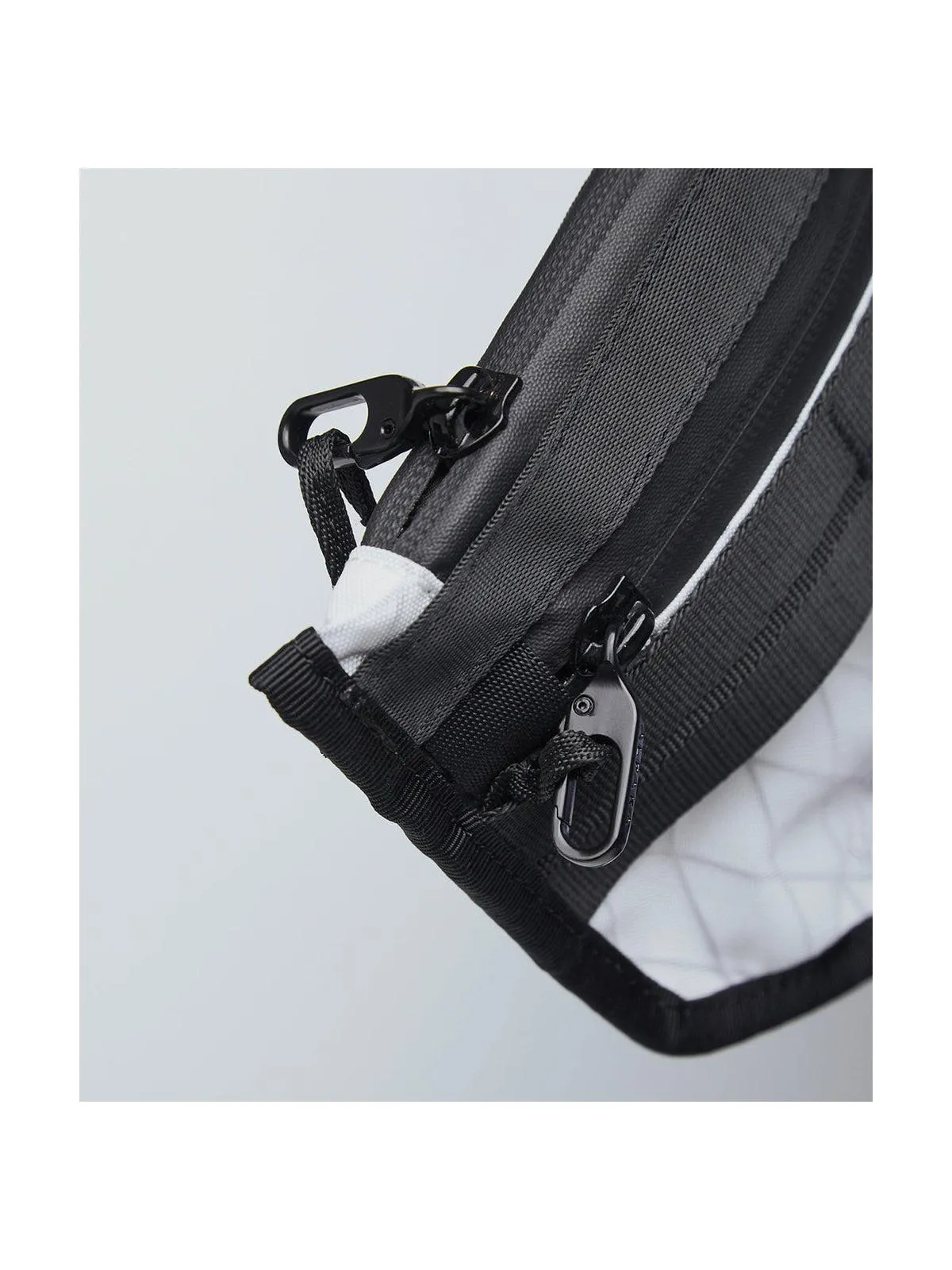 Alpaka Atom X Sling Graphite Grey