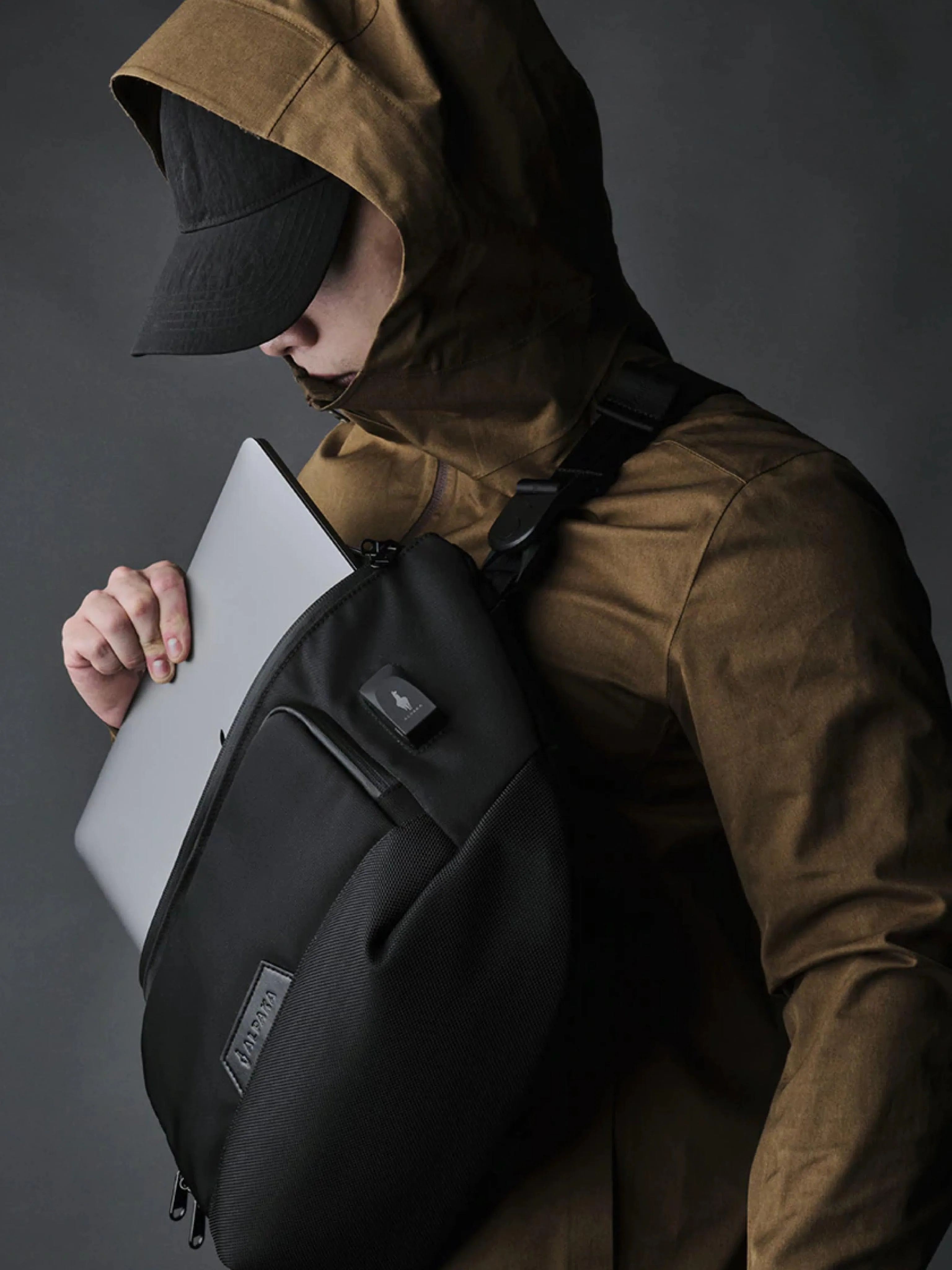 Alpaka Bravo Sling Max V2