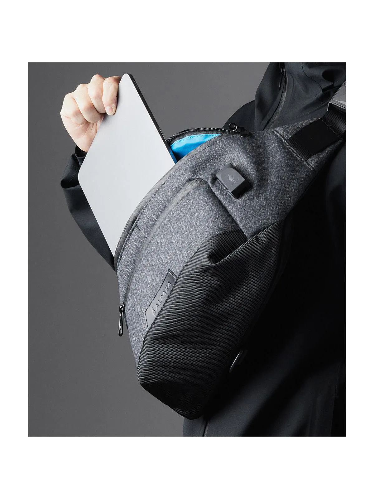 Alpaka Bravo X Sling V2 Jet Black