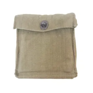 British '58-pattern Binocular Pouch. Used/Graded / New. Olive Green.