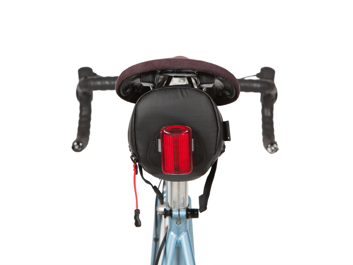 Commute Seat Pack - Small (0.8 L)