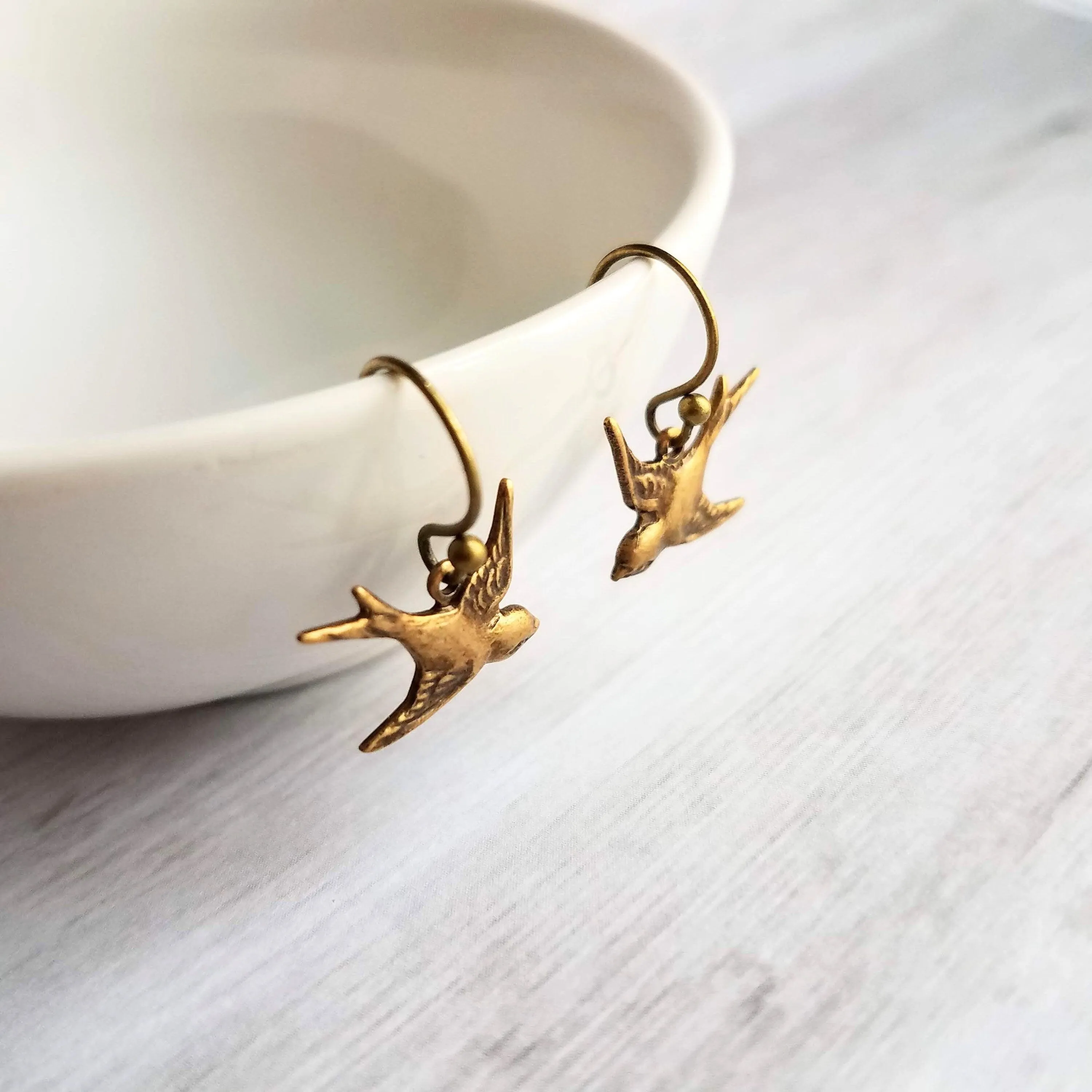 Little Bird Earrings - small brass birds, bronze bird earring, rustic birdies, birds flying together apart, couples gift, bird dangle charm