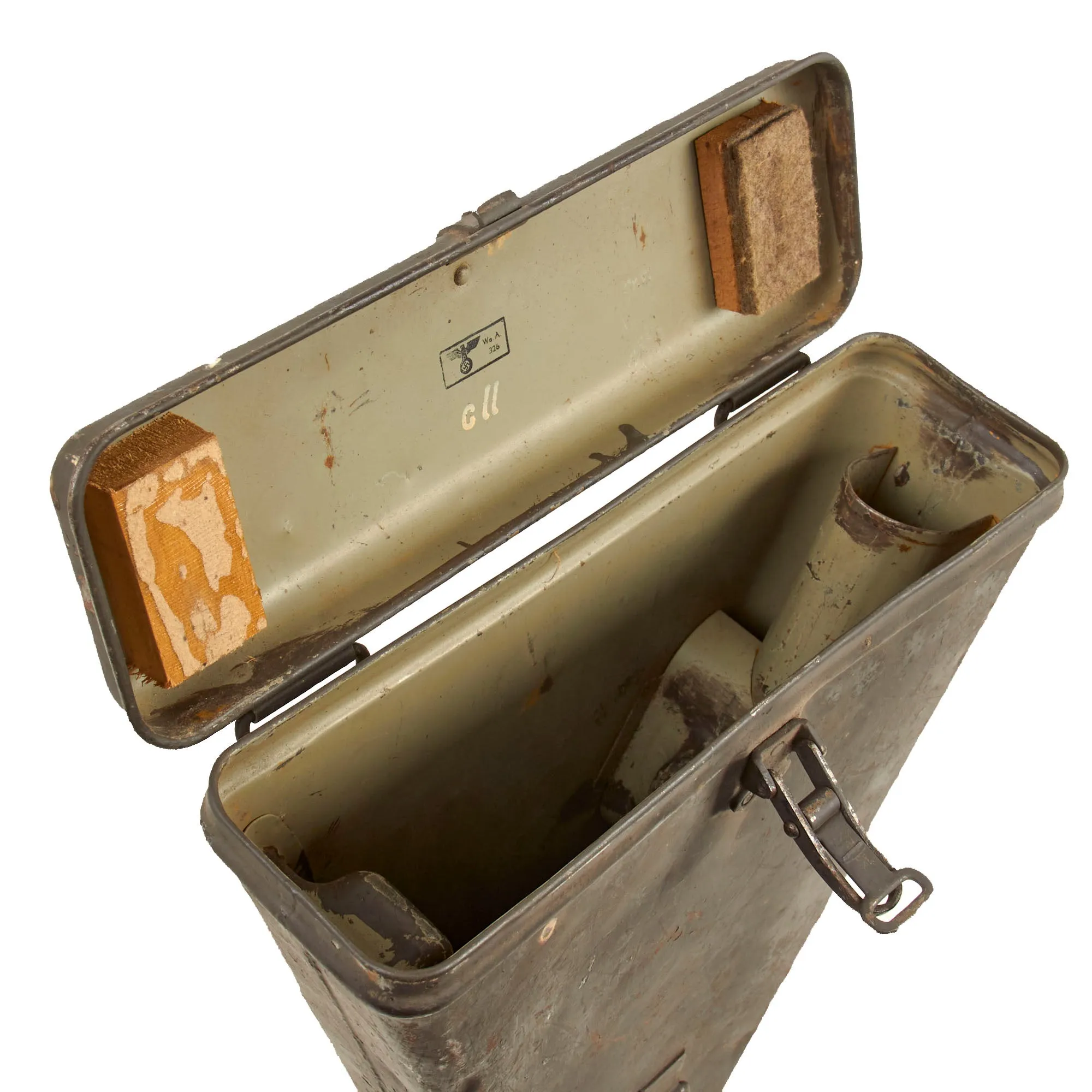 Original German WWII 1943 Dated Swedish M/43 6× Em 1m R36 Stereoscopic Rangefinder by Saalfelder Apparatebau in Transit Chest with Shoulder Mount - A.A.F. Tank Museum